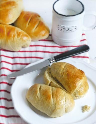 Zdjęcie - Mleczne bułeczki śniadaniowe - Przepisy kulinarne ze zdjęciami