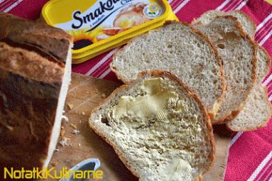 Zdjęcie - Prosty pszenny chleb na kanapki - Przepisy kulinarne ze zdjęciami