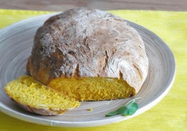 Zdjęcie - Chleb dyniowy - Przepisy kulinarne ze zdjęciami