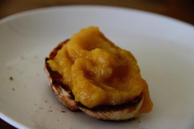 Zdjęcie - Mus dyniowo-jabłkowy z cynamonową  nutą - Przepisy kulinarne ze zdjęciami