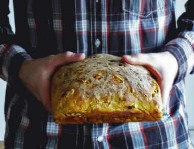 Zdjęcie - Chleb jesienny na zakwasie - Przepisy kulinarne ze zdjęciami