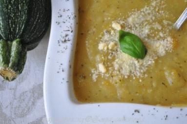 Zdjęcie - Zupa z cukinii - Przepisy kulinarne ze zdjęciami