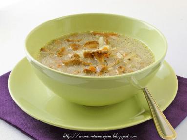 Zdjęcie - Zupa kurkowa z ryżem - Przepisy kulinarne ze zdjęciami