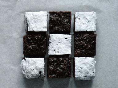 Zdjęcie - Czekoladowe ciasto z cukinią vel brownies bez tłuszczu - Przepisy kulinarne ze zdjęciami