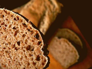 Zdjęcie - Chleb żytni z zaparką - Przepisy kulinarne ze zdjęciami