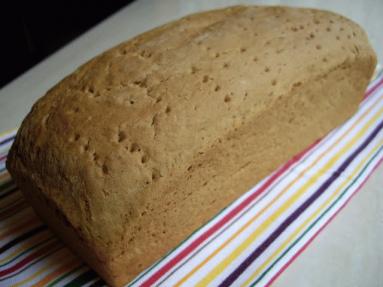 Zdjęcie - Szwedzki żytni chleb z melasą - Przepisy kulinarne ze zdjęciami