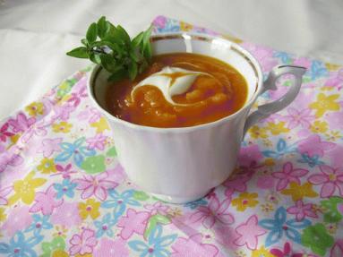 Zdjęcie - Zupa dyniowo-pomidorowa - Przepisy kulinarne ze zdjęciami