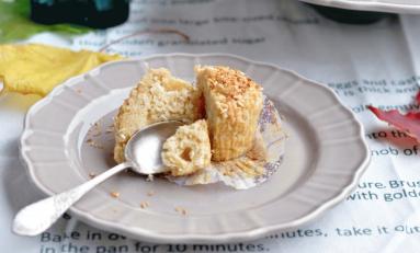 Zdjęcie - Muffiny gruszkowe z mlekiem kokosowym - Przepisy kulinarne ze zdjęciami