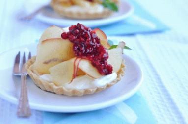 Zdjęcie - Tartaletki z mascarpone i owocami - Przepisy kulinarne ze zdjęciami