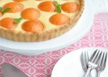 Zdjęcie - Tarta z morelami i kremem waniliowym - Przepisy kulinarne ze zdjęciami