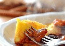 Zdjęcie - Superszybki omlet z boskimi śliwkami - Przepisy kulinarne ze zdjęciami