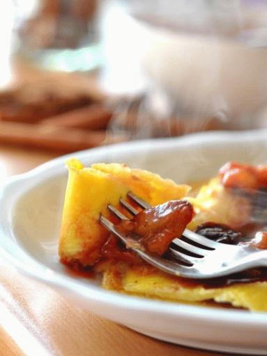 Zdjęcie - Superszybki omlet z boskimi śliwkami - Przepisy kulinarne ze zdjęciami