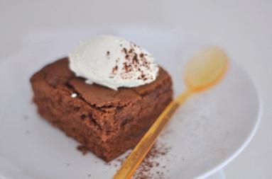 Zdjęcie - Coś na kształt ‘brownie’ czyli czekoladowa rozkosz - Przepisy kulinarne ze zdjęciami