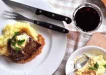 Zdjęcie - Filet mignon z masłem parmezanowym - Przepisy kulinarne ze zdjęciami
