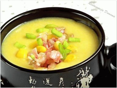 Zdjęcie - Kremowa zupa z kukurydzy z boczkiem - Przepisy kulinarne ze zdjęciami
