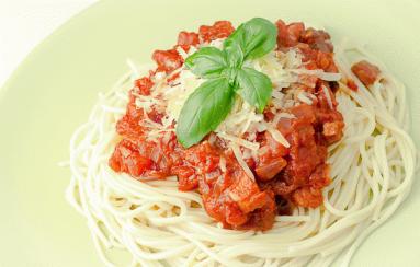 Zdjęcie - Spaghetti Amatriciana - Przepisy kulinarne ze zdjęciami
