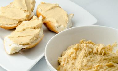 Zdjęcie - Hummus - Przepisy kulinarne ze zdjęciami