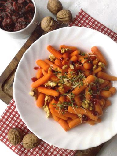 Zdjęcie - Cytrynowe marchewki z żurawiną - Przepisy kulinarne ze zdjęciami