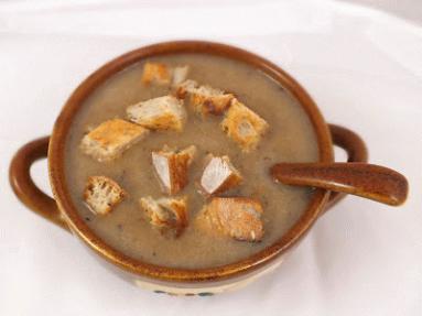 Zdjęcie - Zupa grzybowa z suszonych grzybów - Przepisy kulinarne ze zdjęciami