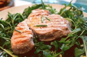 Zdjęcie - Stek z tuńczyka - Przepisy kulinarne ze zdjęciami