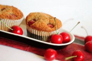 Zdjęcie - Muffinki z czereśniami - Przepisy kulinarne ze zdjęciami
