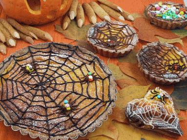 Zdjęcie - Halloweenowy sernik z dynii - Przepisy kulinarne ze zdjęciami