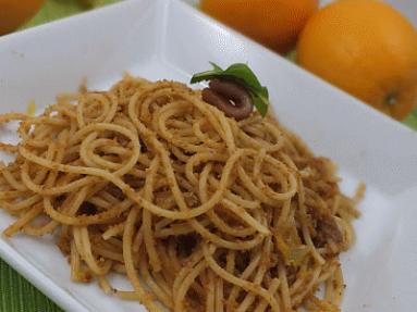 Zdjęcie - Męskie gotowanie: Pomarańczowe spahetti z anchois - Przepisy kulinarne ze zdjęciami
