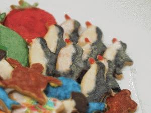 Zdjęcie - Kruche ciastka kolorowe, lukrowane - Przepisy kulinarne ze zdjęciami