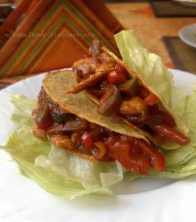 Zdjęcie - Tacos z kurczakiem i warzywami - Przepisy kulinarne ze zdjęciami