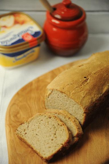 Zdjęcie - Miodowy chleb na zakwasie - Przepisy kulinarne ze zdjęciami