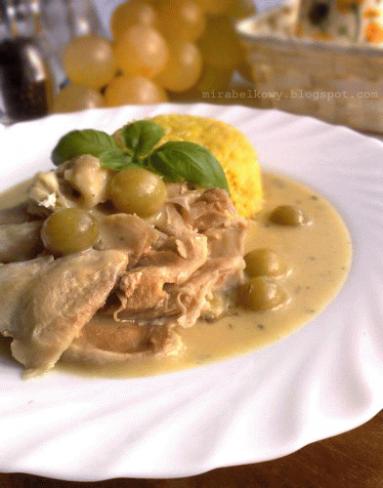 Zdjęcie - Potrawka z kurczaka z agrestem - Przepisy kulinarne ze zdjęciami