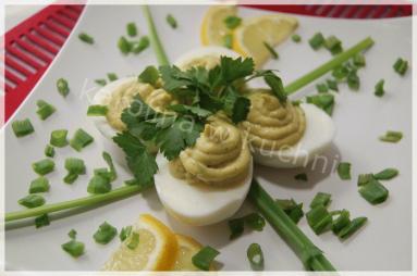 Zdjęcie - Jajka nadziewane awokado - Przepisy kulinarne ze zdjęciami