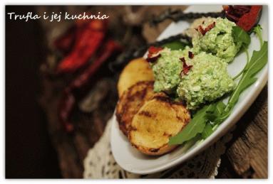 Zdjęcie - Pasta z awokado z chrupiącą  bagietką - Przepisy kulinarne ze zdjęciami
