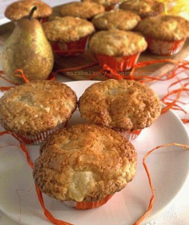 Zdjęcie - Muffiny z gruszkami i imbirem - Przepisy kulinarne ze zdjęciami