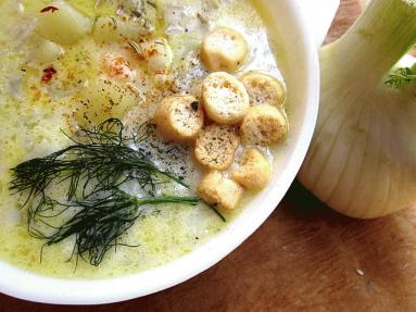 Zdjęcie - Zupa ziemniaczana z fenkułem /koprem włoskim/ - Przepisy kulinarne ze zdjęciami