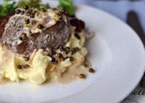 Zdjęcie - Stek (filet mignon) z zielonym pieprzem - Przepisy kulinarne ze zdjęciami