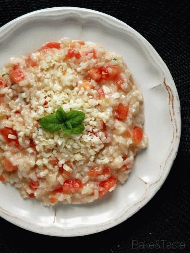 Zdjęcie - Risotto z mozzarellą i pomidorami - Przepisy kulinarne ze zdjęciami
