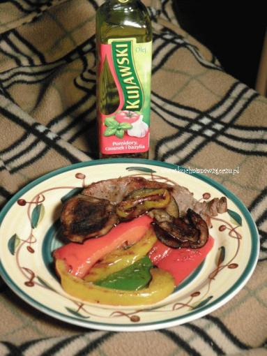 Zdjęcie - Karczek z patelni wraz z warzywami - Przepisy kulinarne ze zdjęciami