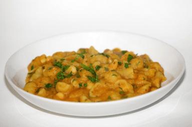 Zdjęcie - makaron z fasolą, czyli fasolowa po włosku - Przepisy kulinarne ze zdjęciami