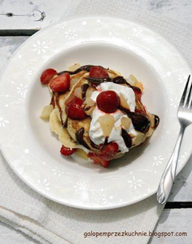 Zdjęcie - Pancakes banana split - Przepisy kulinarne ze zdjęciami