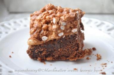 Zdjęcie - Marshmallow crunch brownie bars - Przepisy kulinarne ze zdjęciami