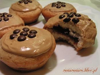 Zdjęcie - Muffinki z marmoladą  "pączkowe" - Przepisy kulinarne ze zdjęciami