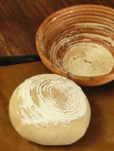 Zdjęcie - Pszenny chleb z białym winem - Przepisy kulinarne ze zdjęciami