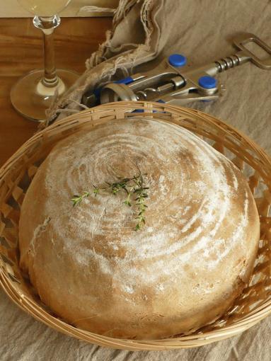 Zdjęcie - Pszenny chleb z białym winem - Przepisy kulinarne ze zdjęciami