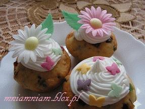 Zdjęcie - Muffinki keksowe  (minikeksy) - Przepisy kulinarne ze zdjęciami