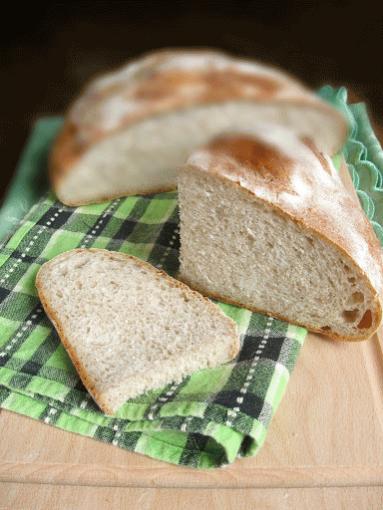 Zdjęcie - Chleb z dodatkiem majonezu - Przepisy kulinarne ze zdjęciami