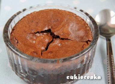 Zdjęcie - Ekspresowy deser czekoladowy - Przepisy kulinarne ze zdjęciami