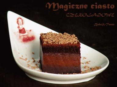 Zdjęcie - Magiczne ciasto czekoladowe - Przepisy kulinarne ze zdjęciami