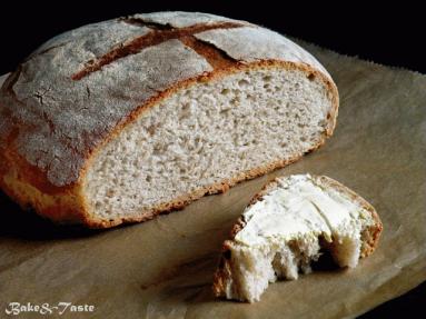 Zdjęcie - Pszenny chleb na żytnim zakwasie - Przepisy kulinarne ze zdjęciami