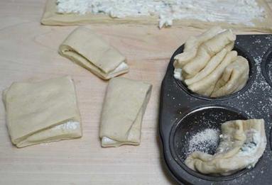 Zdjęcie - Czosnkowe bułeczki do odrywania - Przepisy kulinarne ze zdjęciami